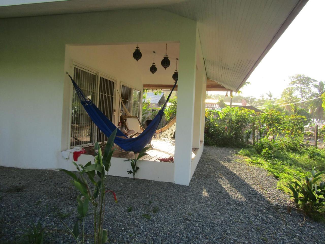 Pineapple House Manzanillo 빌라 외부 사진